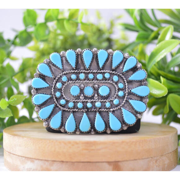 Vintage semi-oval sterling silver brooch with turquoise